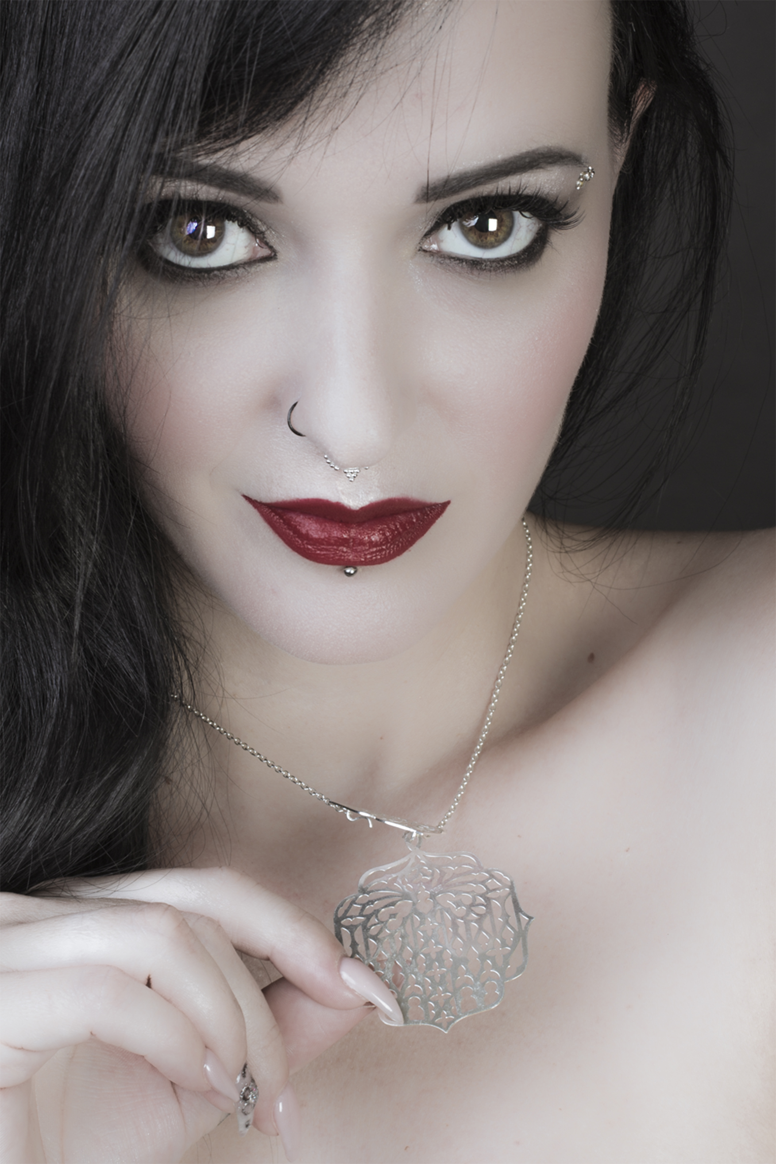 Model Photo Gallery - Skadi Jewellery Design