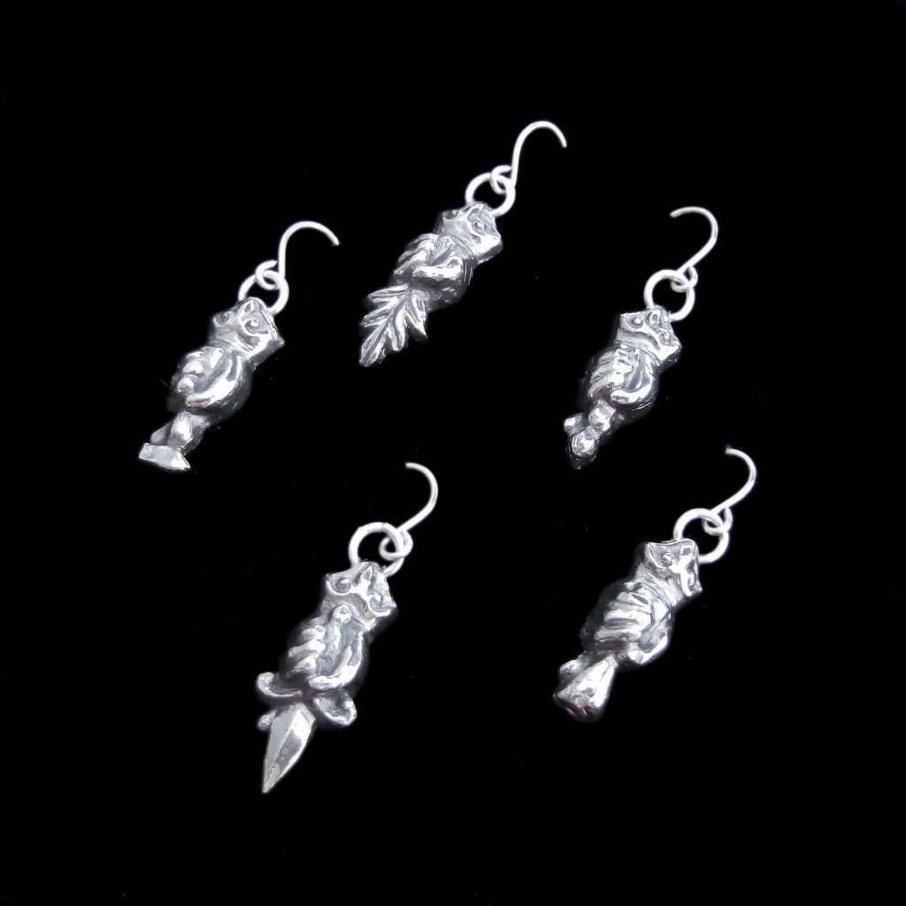 manicules earrings